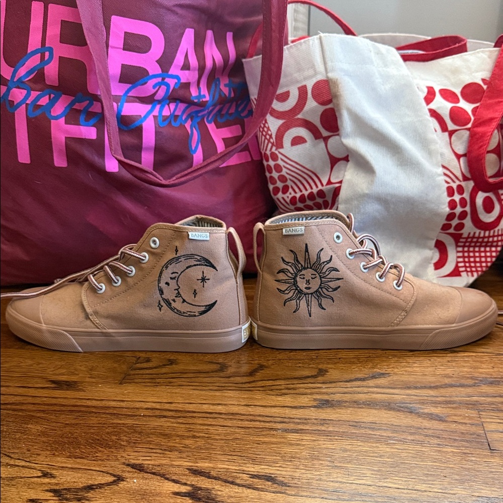 Bangs High-Top Shoes